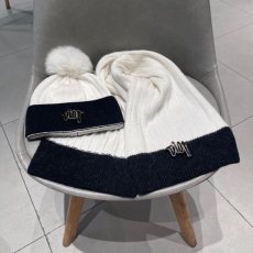 Christian Dior Caps Scarfs